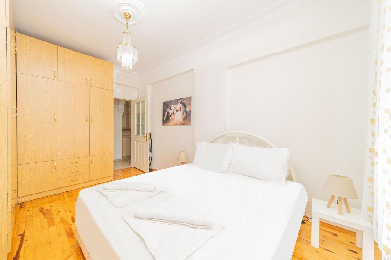 And Pleasant Flat In Muratpasa Daire Antalya
